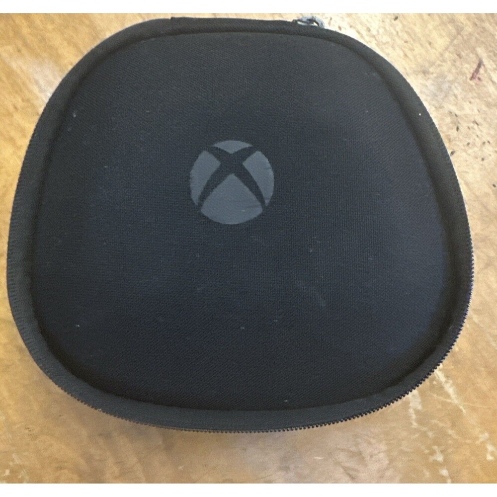 Xbox Elite Controller Case - Picture 2 of 3